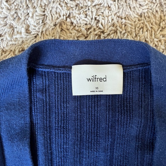 Navy Aritzia Plunge Front Cardigan - Picture 3 of 4